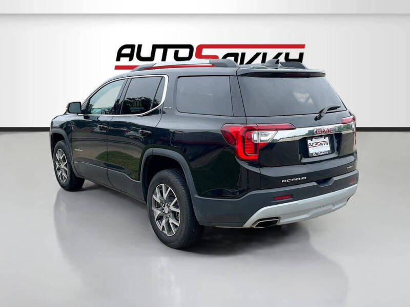 2023 GMC Acadia SLE
