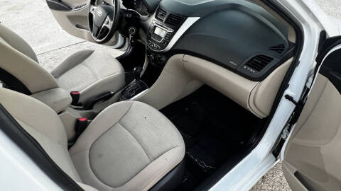 2017 Hyundai Accent Value Edition