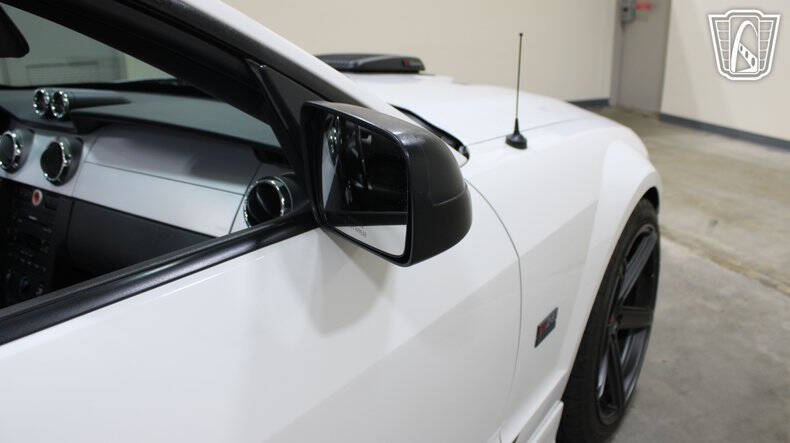 2005 Ford Mustang