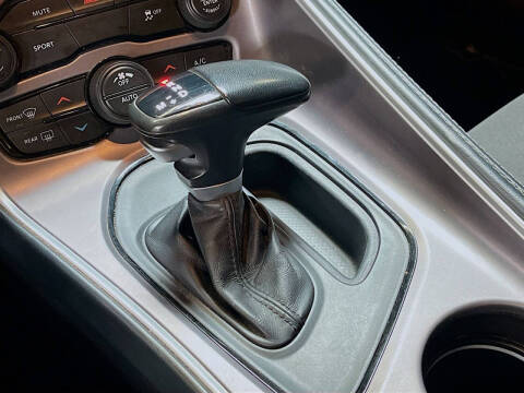 2022 Dodge Challenger SXT