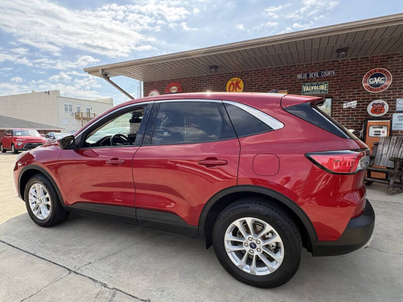 2020 Ford Escape SE