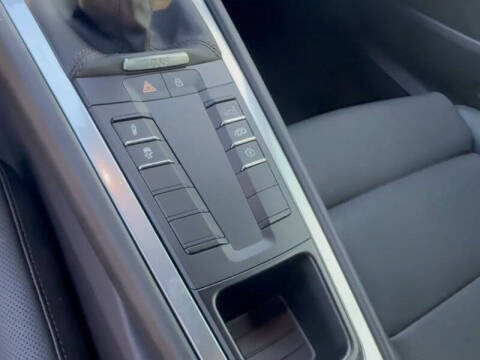 2024 Porsche 718 Cayman S