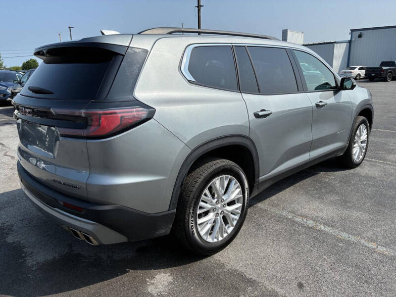 2025 GMC Acadia Elevation