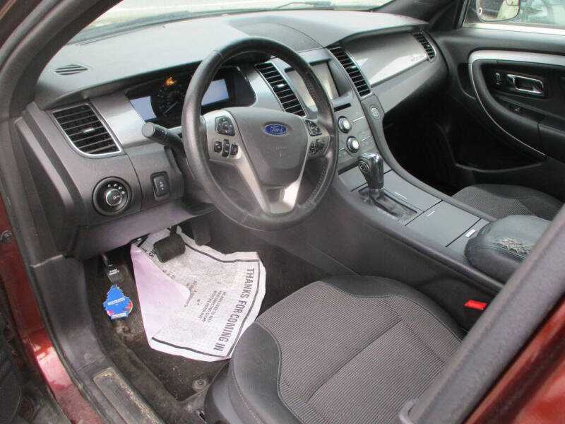2015 Ford Taurus SEL