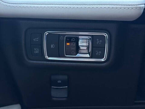 2022 Lincoln Nautilus Black Label