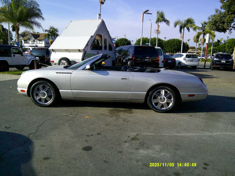 2004 Ford Thunderbird Deluxe