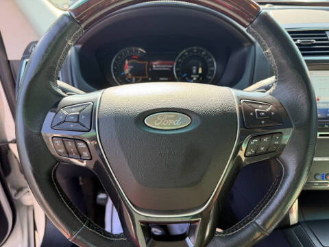 2016 Ford Explorer Platinum