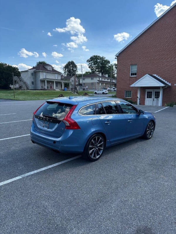 2015 Volvo V60 T5 Drive-E Premier Plus