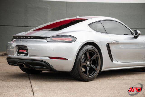 2017 Porsche 718 Cayman