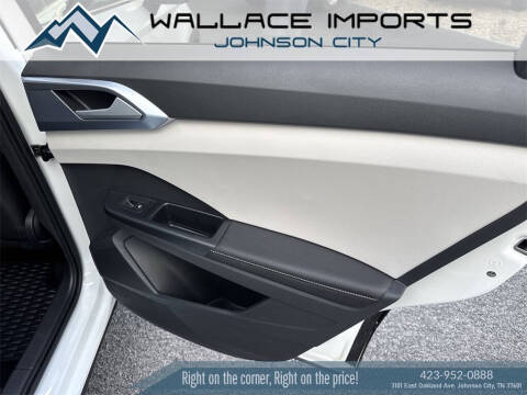 2025 Volkswagen Taos SE 4Motion