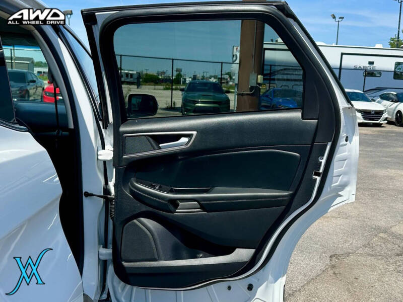 2020 Ford Edge