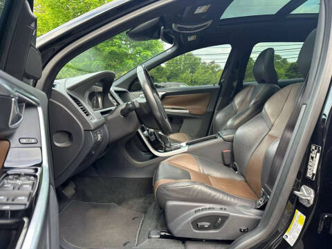 2016 Volvo XC60 T6 Drive-E Platinum