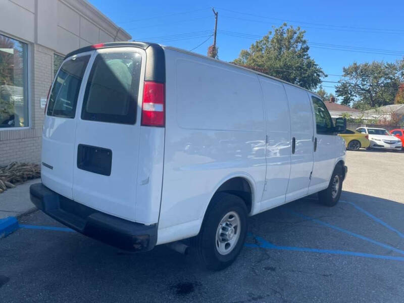 2019 Chevrolet Express 2500