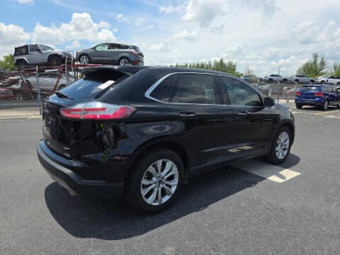 2022 Ford Edge Titanium