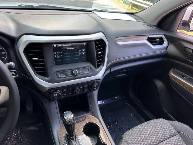 2017 GMC Acadia SLE-1