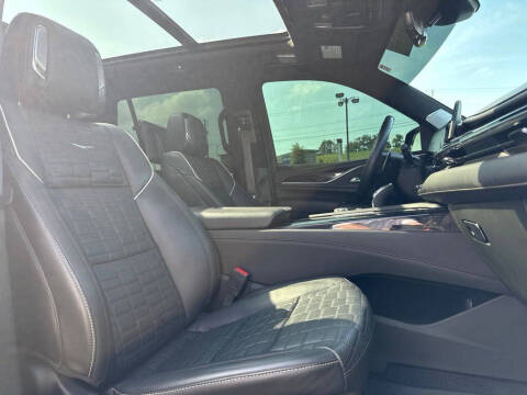 2023 Cadillac Escalade-V