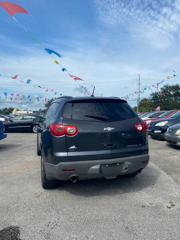 2011 Chevrolet Traverse LTZ