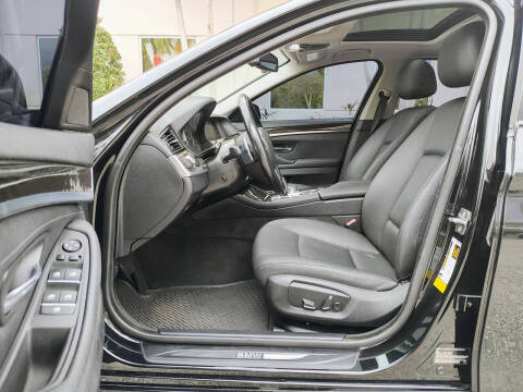 2016 BMW 5 Series 528i