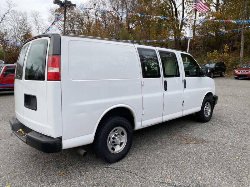 2017 Chevrolet Express 2500