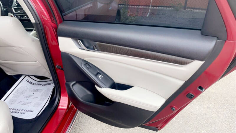 2018 Honda Accord Hybrid Touring