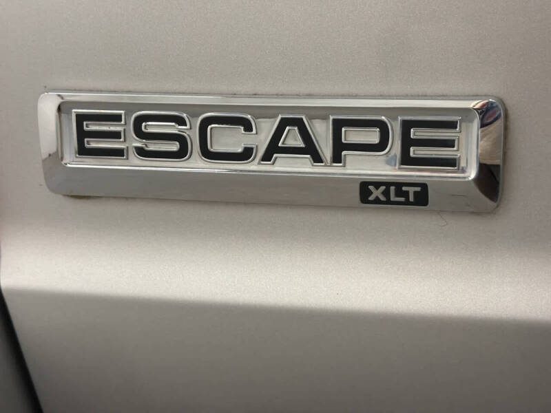 2009 Ford Escape XLT