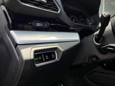 2022 Lamborghini Urus