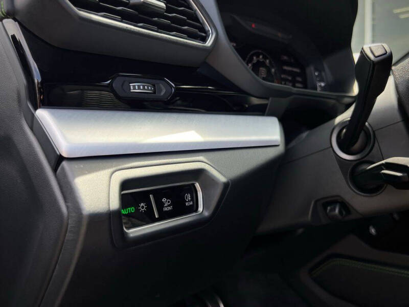 2022 Lamborghini Urus