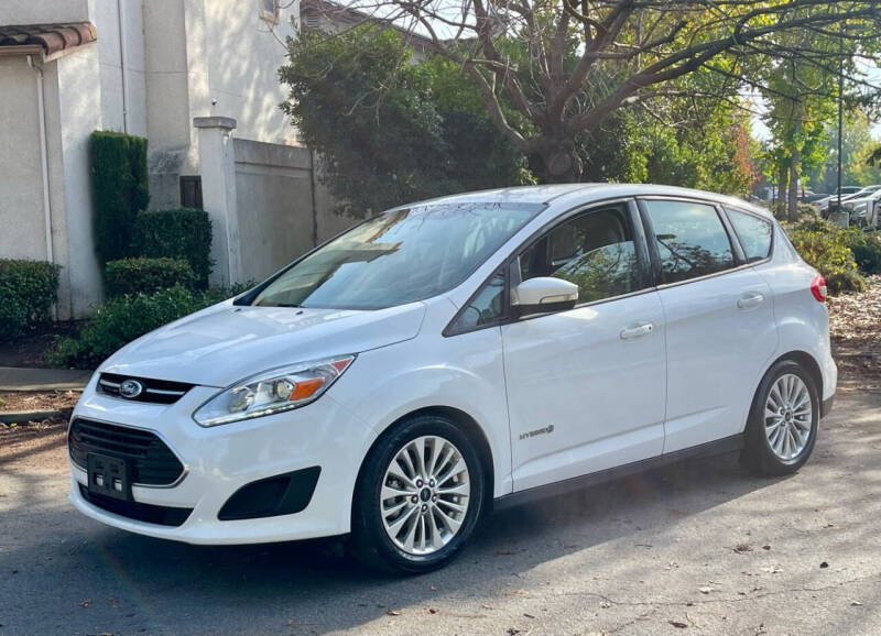 Ford C-Max's photo