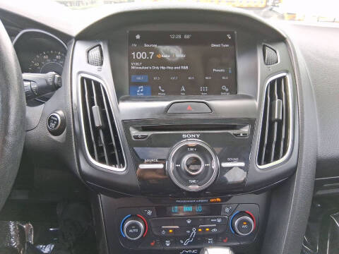 2017 Ford Focus Titanium