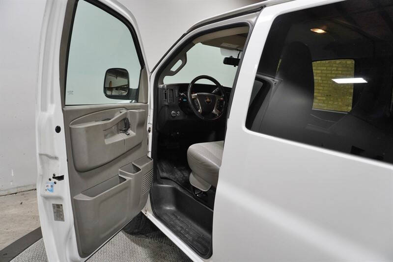 2019 Chevrolet Express LS 3500