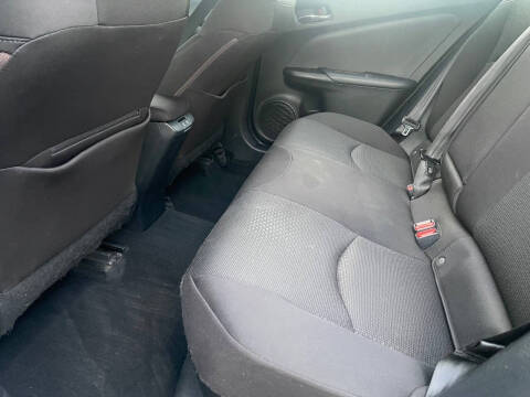 2022 Toyota Prius LE