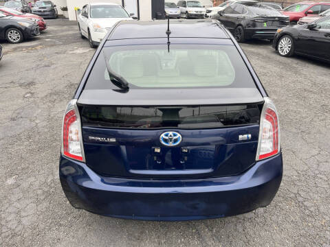 2015 Toyota Prius Three