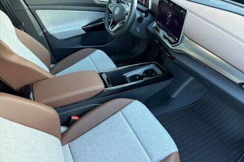 2025 Volkswagen ID.4 Pro