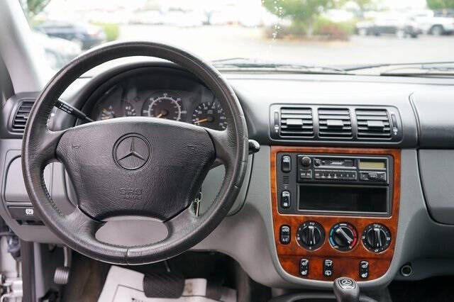 1998 Mercedes-Benz M-Class ML 320
