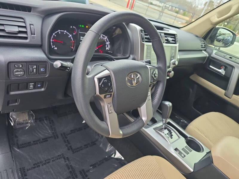 2023 Toyota 4Runner SR5