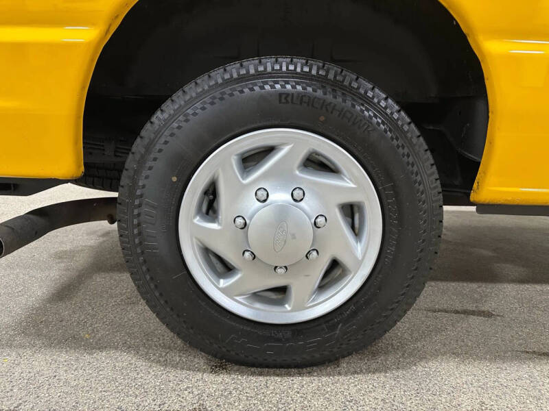 2011 Ford E-Series