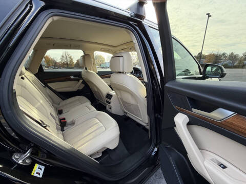 2021 Audi Q5 quattro Premium 45 TFSI