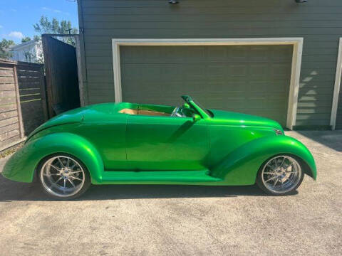 1939 Ford Roadster