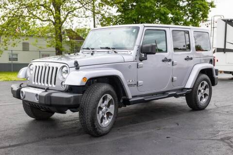 2016 Jeep Wrangler Unlimited for sale at CROSSROAD MOTORS in Caseyville IL