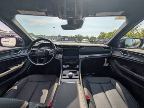 2025 Jeep Grand Cherokee Overland