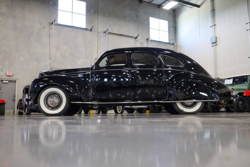 1939 Lincoln Zephyr