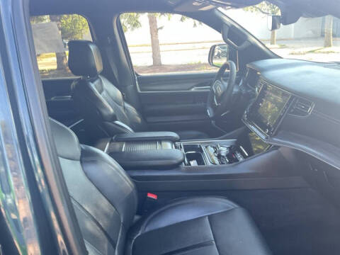 2023 Jeep Wagoneer Series III