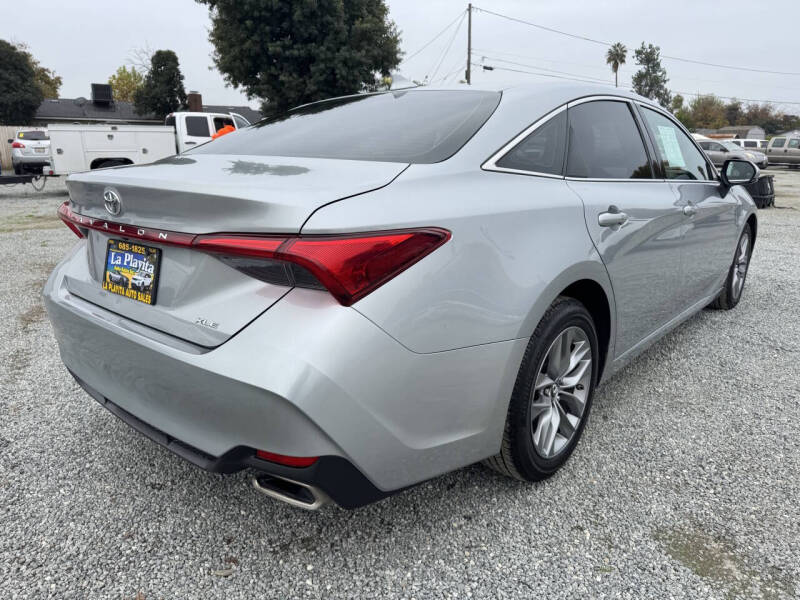 2019 Toyota Avalon XLE