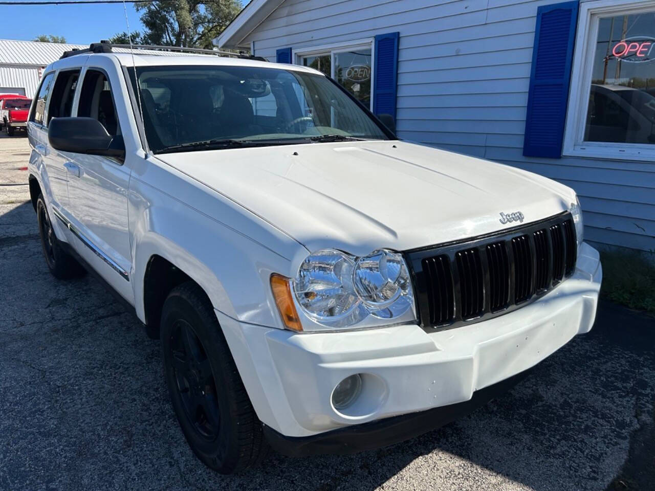 2005 Jeep Grand Cherokee for sale at Quality Cars Of South Elgin in South Elgin, IL