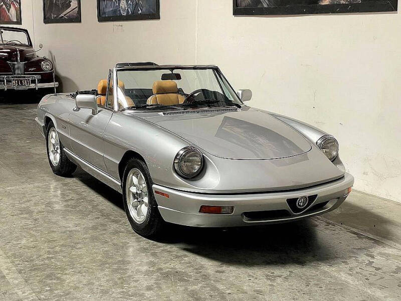 1991 Alfa Romeo Spider Veloce