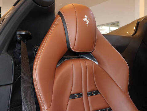 2021 Ferrari 812 GTS