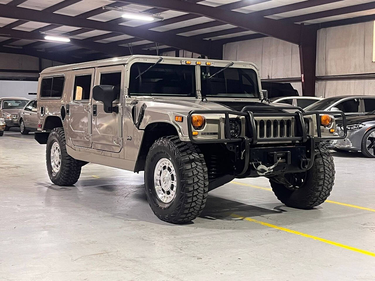 2003 HUMMER H1 for sale at Carnival Car Company in Victoria, TX