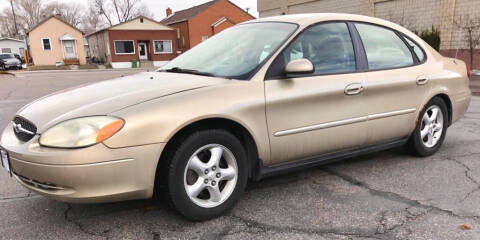 2001 Ford Taurus for sale at Creekside Auto Sales in Pocatello ID
