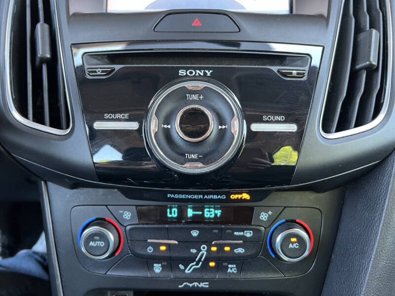 2017 Ford Focus SEL