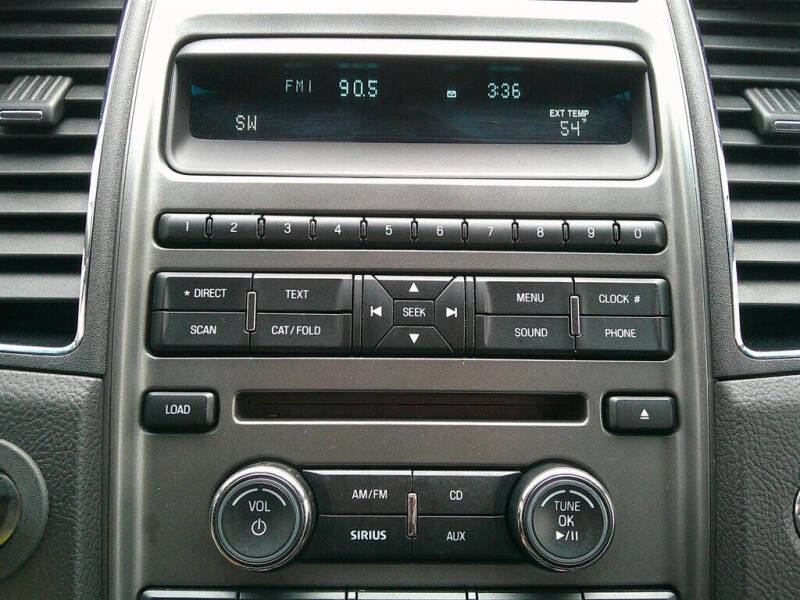 2011 Ford Taurus SEL